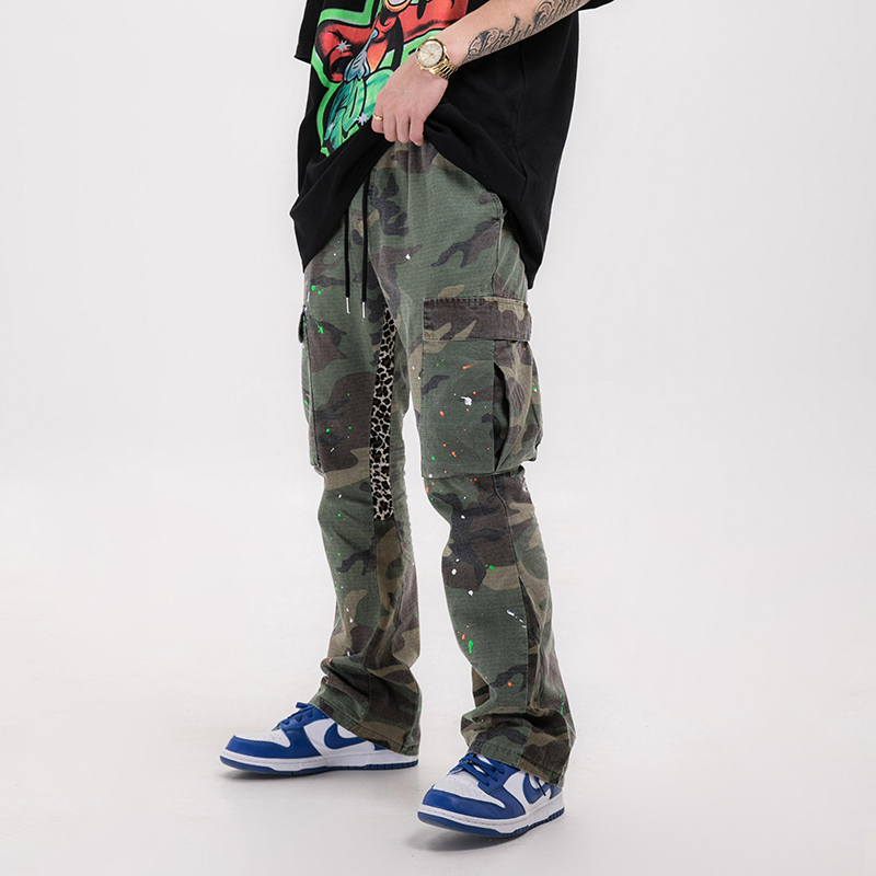 Streetwear Men Cargo Pants Hip-hop Distressed Camouflage Splash Flared Pants Men Women Pockets Drawstring Baggy Trousers